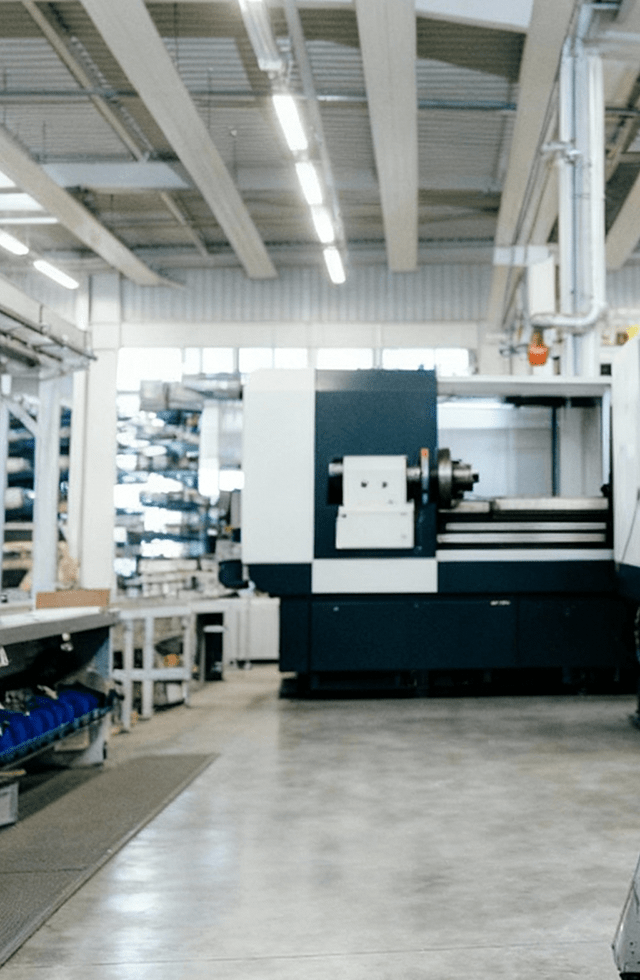 Werkzeuge für keramische Fertigung, Werkzeugbau Keramik, Keramische Werkzeuge, WKF GmbH, Werkzeugbau Industrie, CNC-Fräsen, CNC-Frästeile, Drahterodieren, Erodieren, Flächenschleifen, Präzisionsschleifen, Formenbau, Werkzeug- und Formenbau, Einzelteilfertigung, Kleinserienfertigung, Präzisionsbearbeitung, Technische Bauteile, Werkzeugkomponenten, Formeinsätze, Sonderwerkzeuge, Keramikfertigung, Technische Keramik, Werkzeuge für Keramikindustrie, Extrusionswerkzeuge Keramik, Formen für Keramik, Werkzeugbau Lüdenscheid, CNC-Fräsen Lüdenscheid, Formenbau Lüdenscheid, Werkzeugbau Märkischer Kreis, Präzisionsfertigung NRW, Werkzeuge für keramische Fertigung Lüdenscheid, CNC-Fräsen für Keramikwerkzeuge, Formenbau für Keramikindustrie, Präzisionswerkzeugbau NRW, Drahterodieren Werkzeugbau