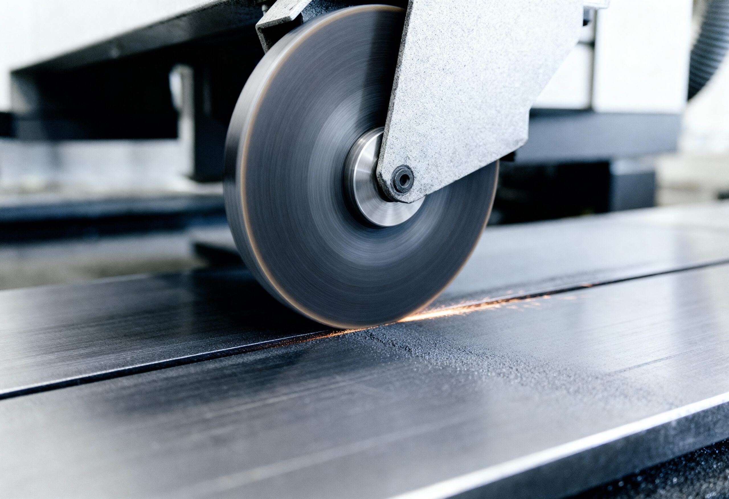 Werkzeuge für keramische Fertigung, Werkzeugbau Keramik, Keramische Werkzeuge, WKF GmbH, Werkzeugbau Industrie, CNC-Fräsen, CNC-Frästeile, Drahterodieren, Erodieren, Flächenschleifen, Präzisionsschleifen, Formenbau, Werkzeug- und Formenbau, Einzelteilfertigung, Kleinserienfertigung, Präzisionsbearbeitung, Technische Bauteile, Werkzeugkomponenten, Formeinsätze, Sonderwerkzeuge, Keramikfertigung, Technische Keramik, Werkzeuge für Keramikindustrie, Extrusionswerkzeuge Keramik, Formen für Keramik, Werkzeugbau Lüdenscheid, CNC-Fräsen Lüdenscheid, Formenbau Lüdenscheid, Werkzeugbau Märkischer Kreis, Präzisionsfertigung NRW, Werkzeuge für keramische Fertigung Lüdenscheid, CNC-Fräsen für Keramikwerkzeuge, Formenbau für Keramikindustrie, Präzisionswerkzeugbau NRW, Drahterodieren Werkzeugbau